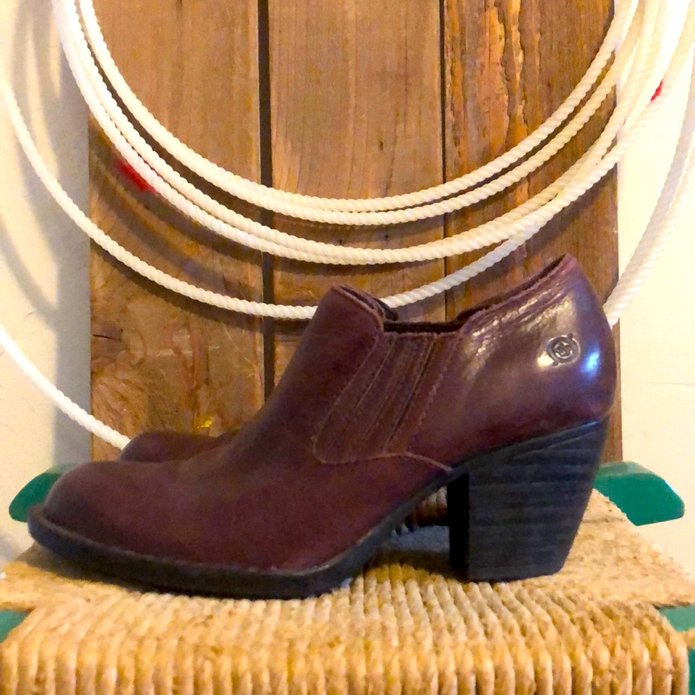 Born footwear leather clogs, boots